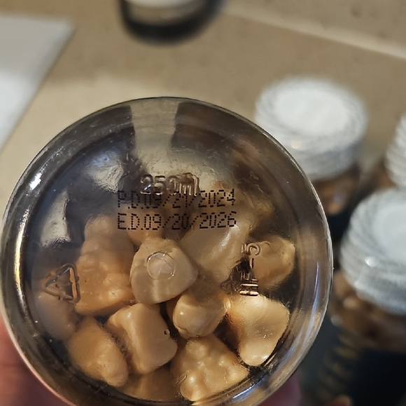 WEEM Hair Skin Nails Supplement - Picture 3 of 5